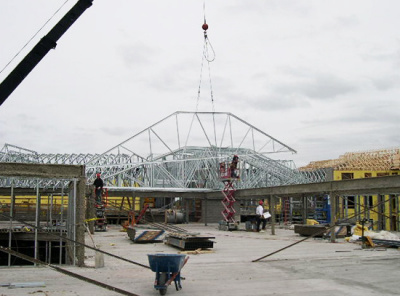 Cold formed steel roof truss